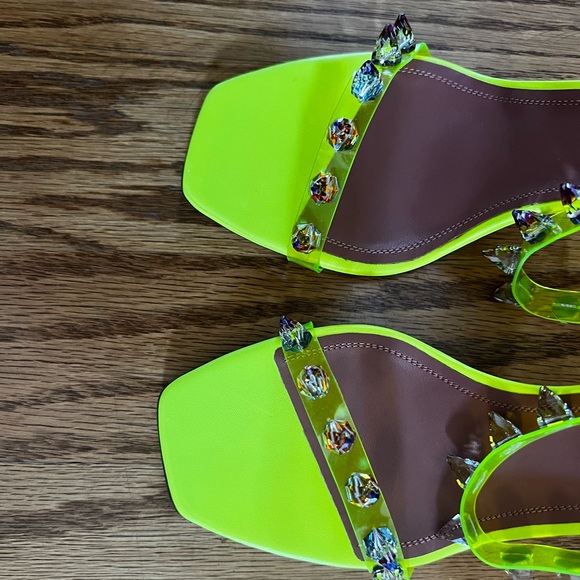 😊SOLD😊 Amina Muaddi Fluo yellow Julia Jewel Clear Sandals in 40 - Picture 9 of 15